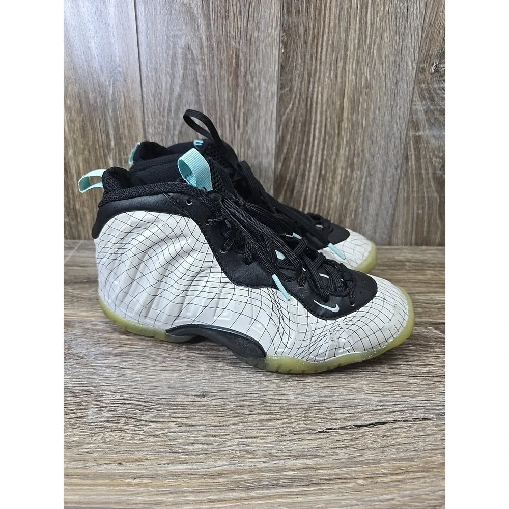 Nike Little Posite One Foamposite warped Grid‎ GS CW1596-005 4.5y